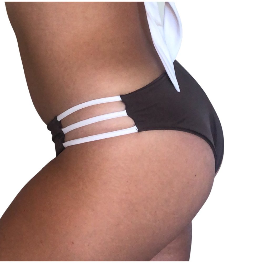 STRAP BIKINI BOTTOMS